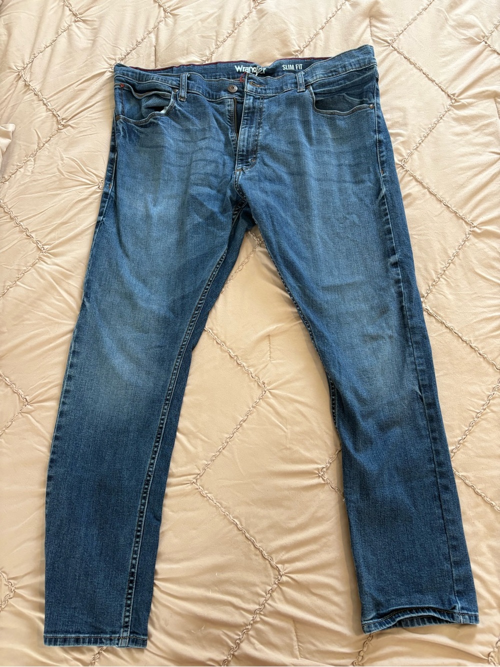 Wrangler Slim Fit Men’s Denim Jeans - Medium Blue Wash